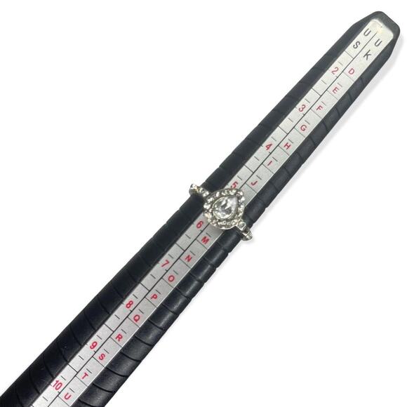 Vintage Silver Teardrop Halo Ring - Picture 4 of 6